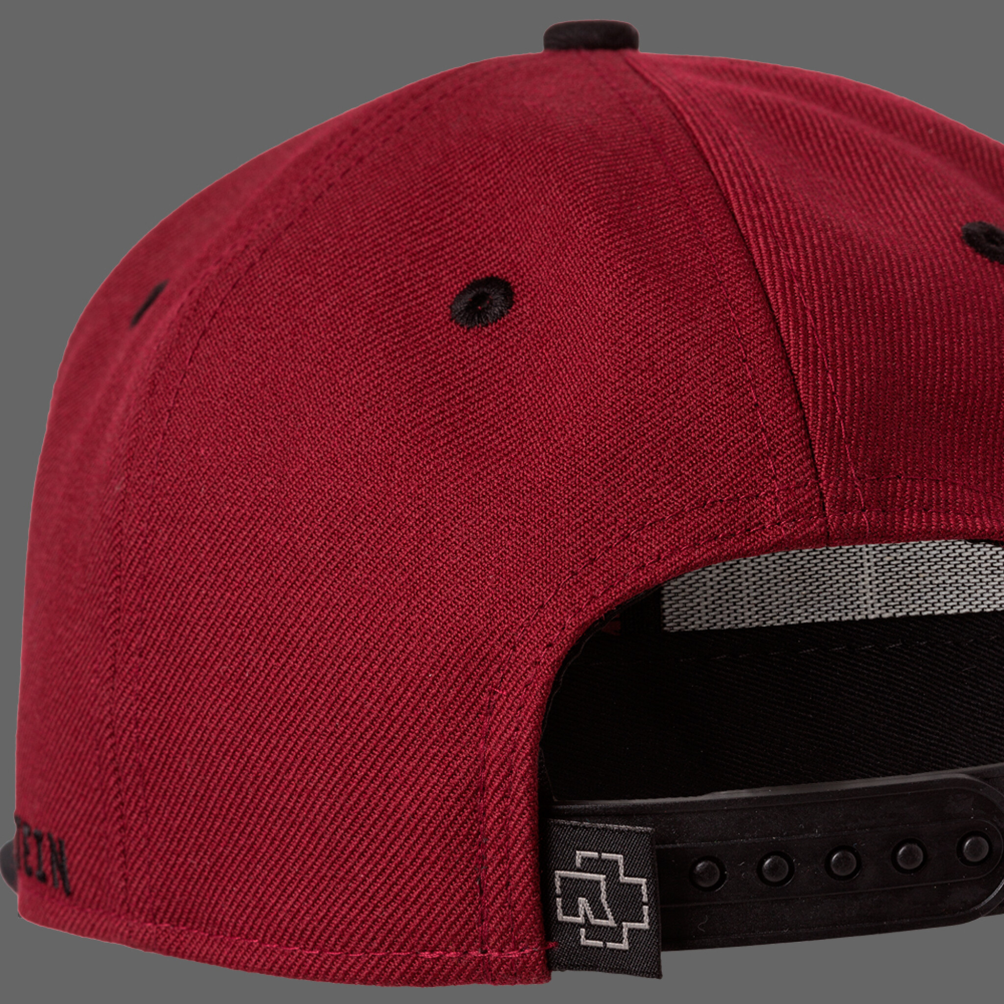 Snapback Cap *bordeaux*