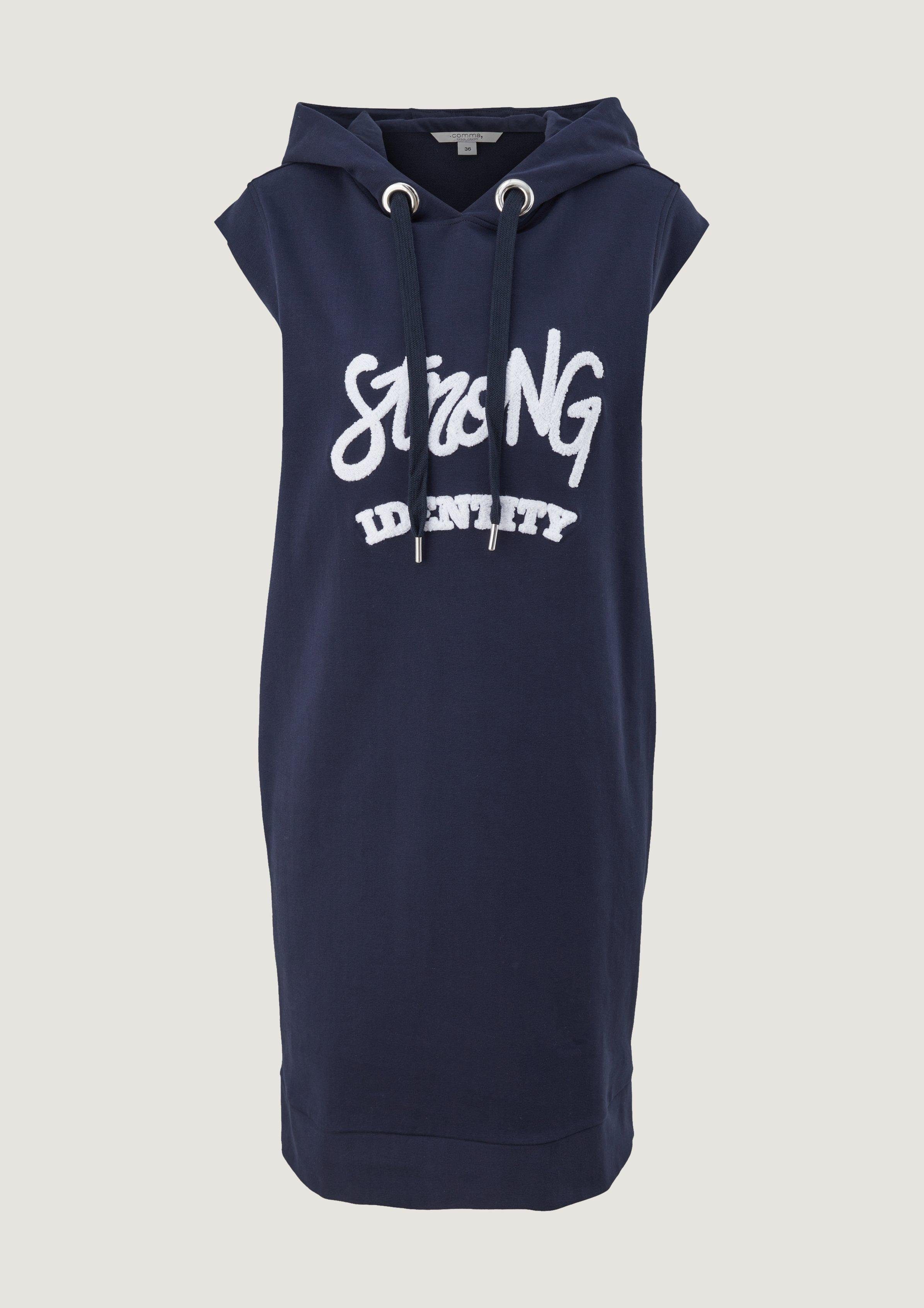 comma casual identity Minikleid Sweatkleid mit gesticktem Schriftzug Stickerei