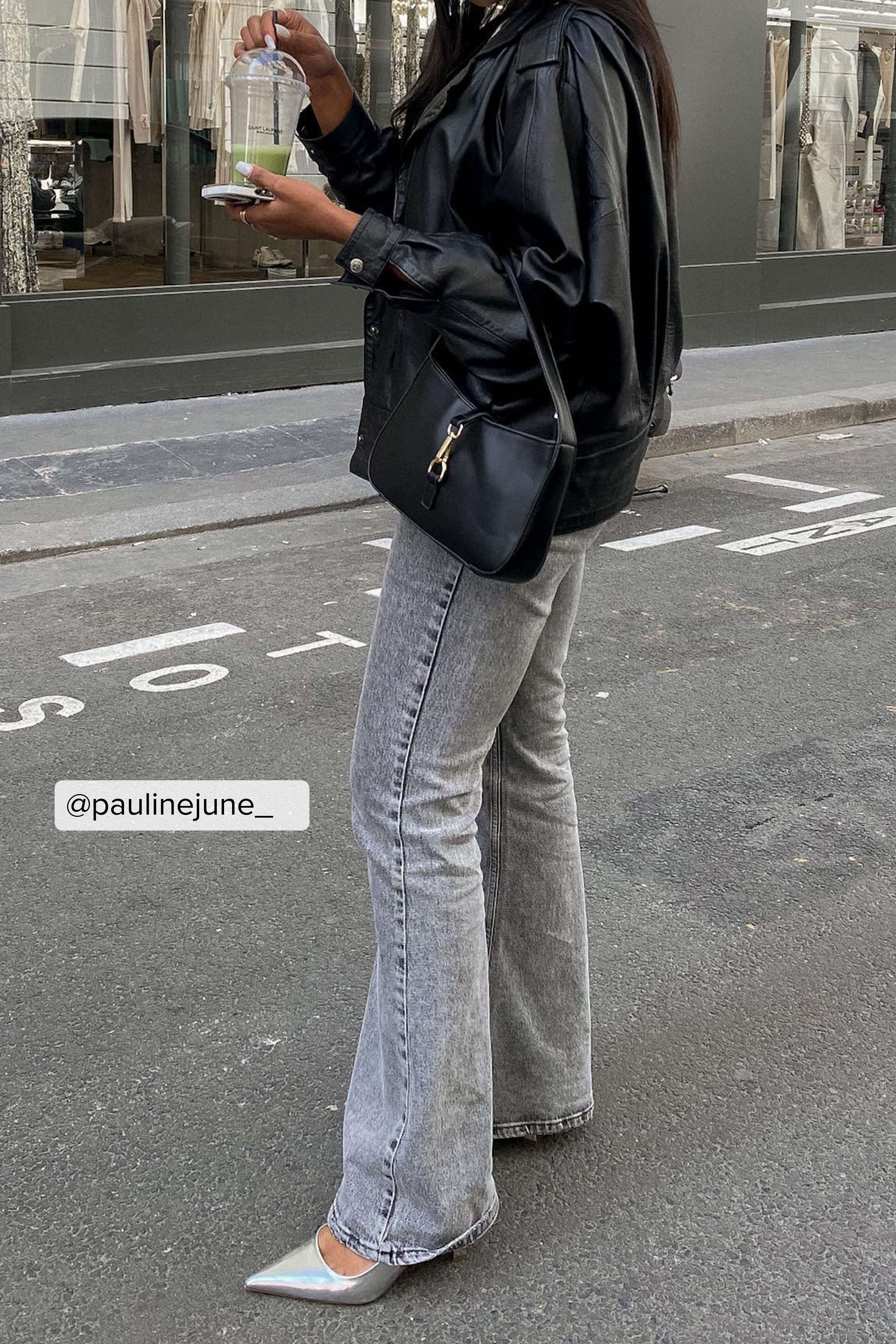 Ausgestellte Jeans mit hoher Taille