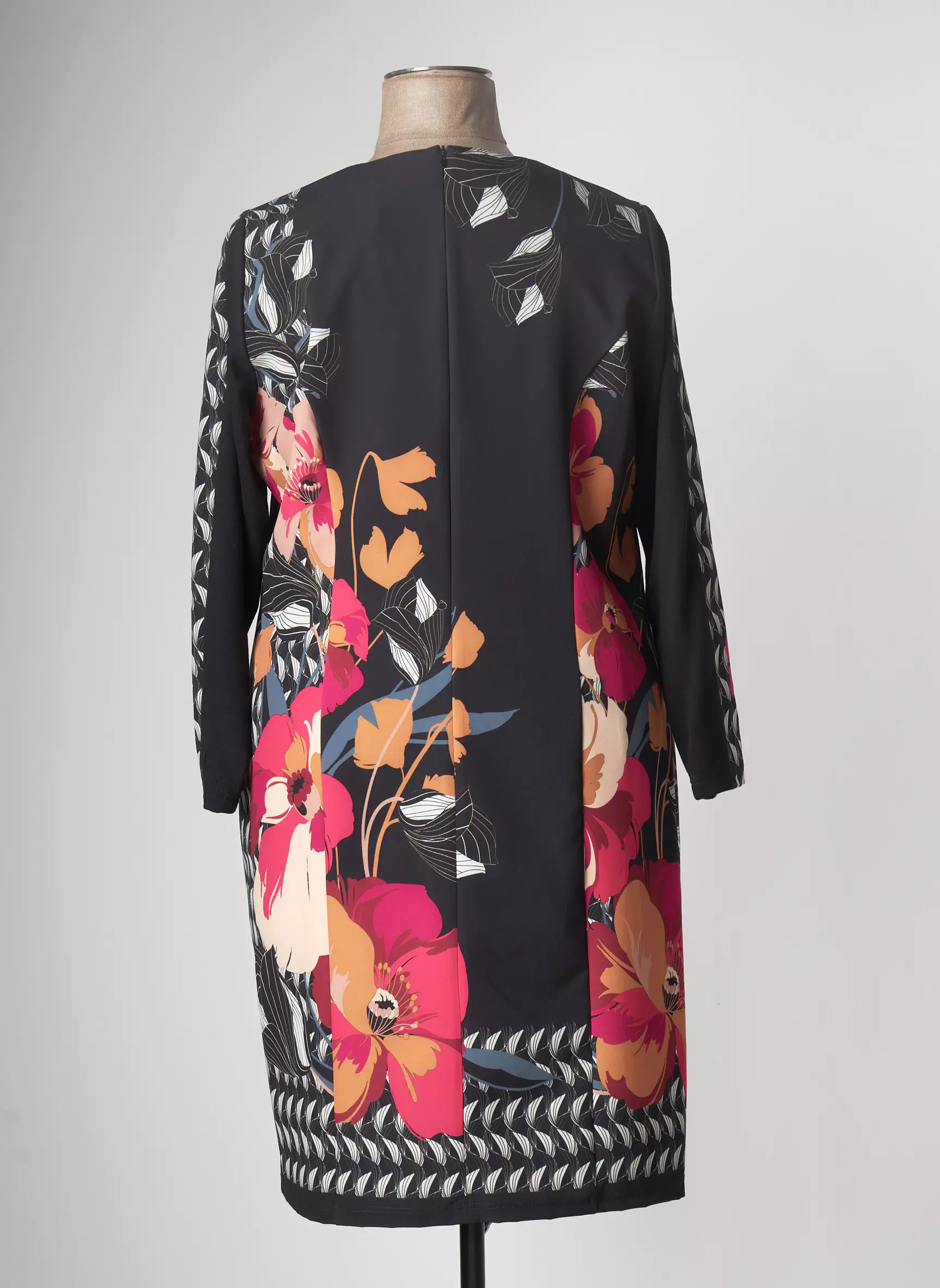 Guy Dubouis Robes Courtes Femme couleur noir