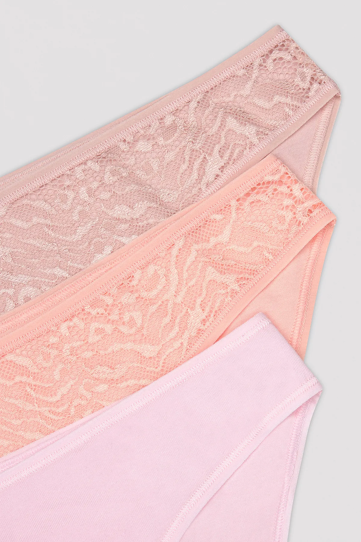 Penti  Coral Vibes Mehrfarbiger 3-teiliger Slip mit Spitzendetail