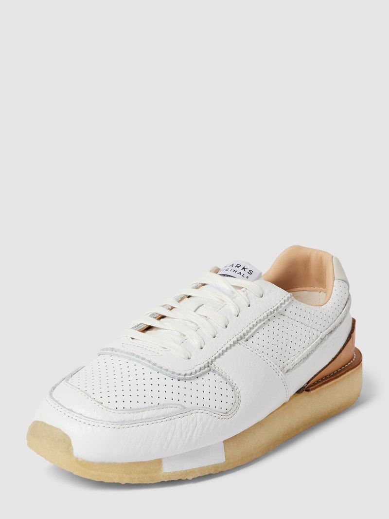 Sneaker mit Perforierungen Modell 'TORRUN' in weiß