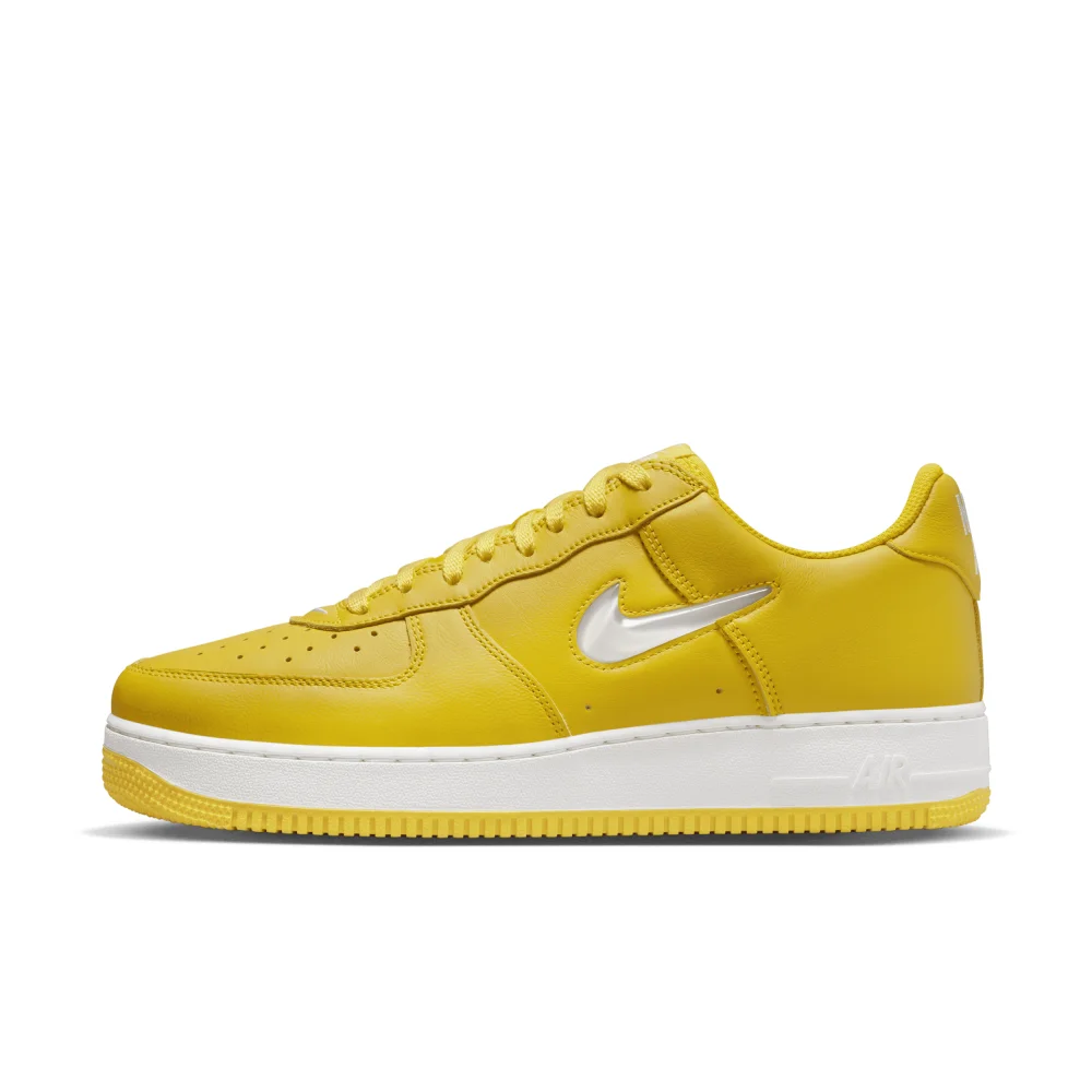Nike Air Force 1 Low Retro FJ1044 700 / gelb
