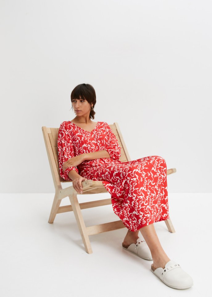 Maxikleid mit Cut-Out