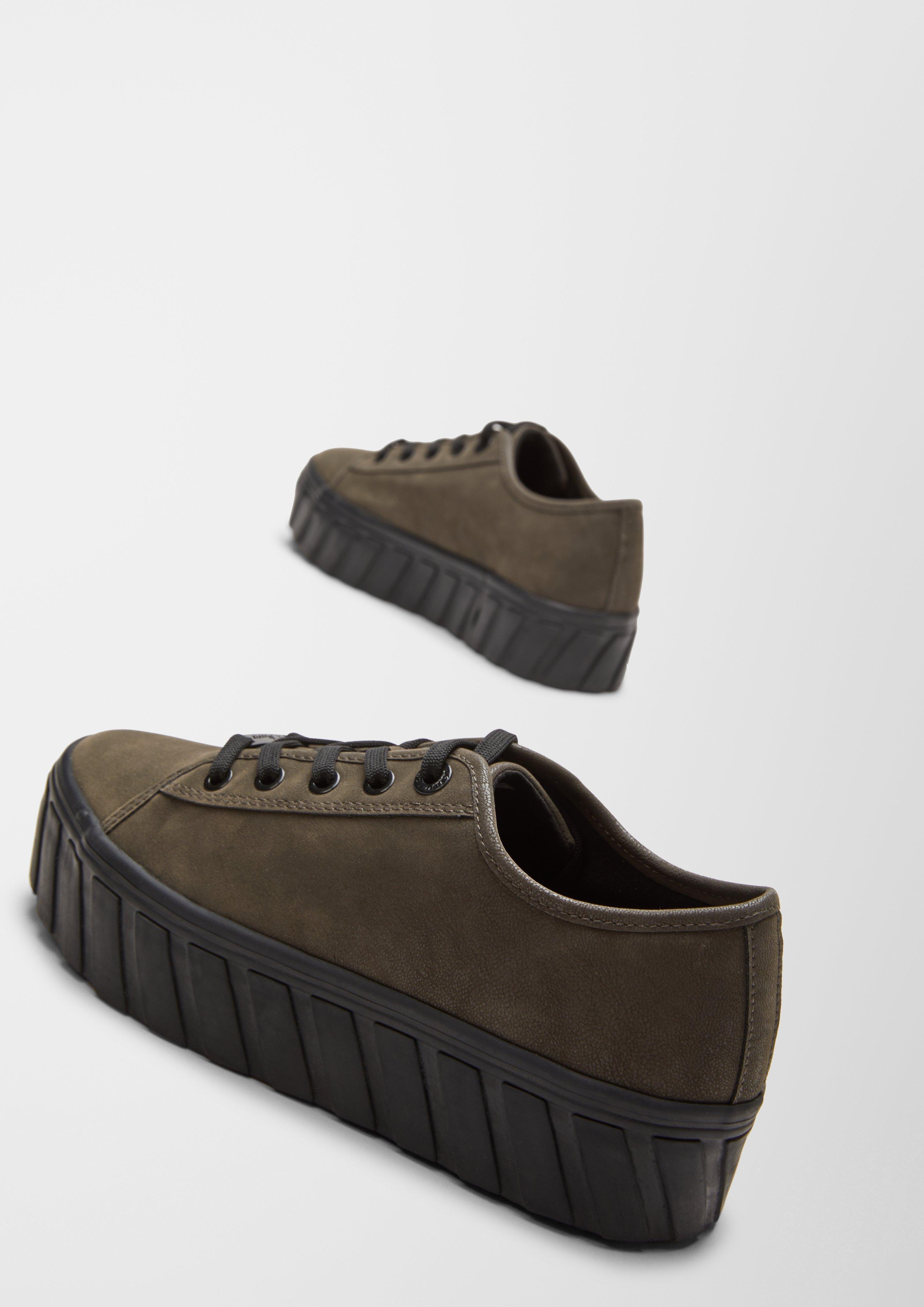 Plateau-Sneaker aus Kunstleder  6006484-701