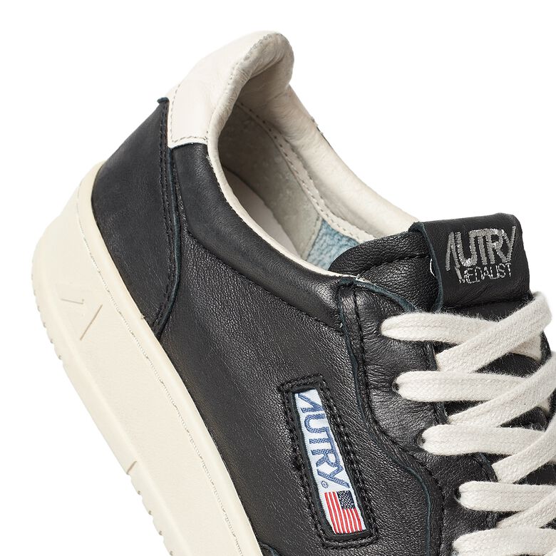 Autry 01 Low GG05 black