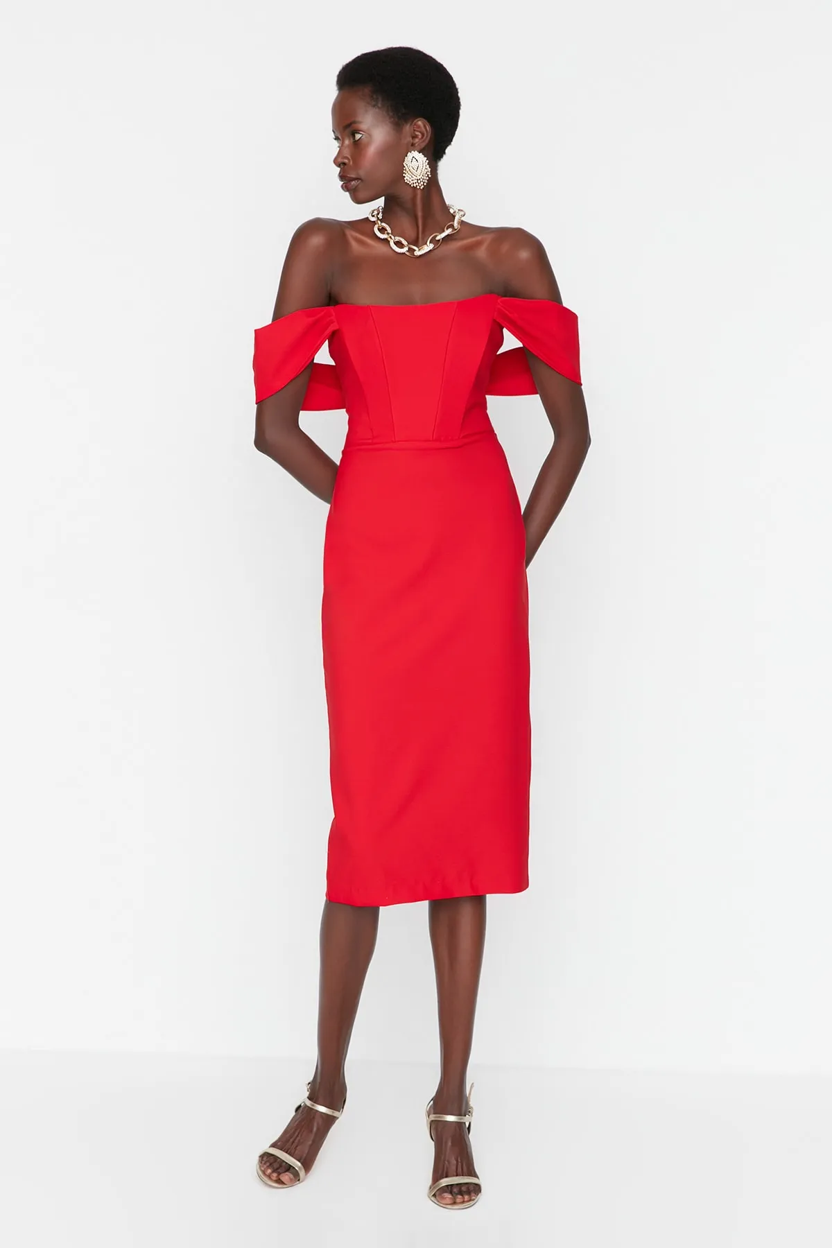 Trendyol Collection  Rotes, gefüttertes, gewebtes Korsett-Abendkleid mit detailliertem Ausschnitt TPRSS22EL00097