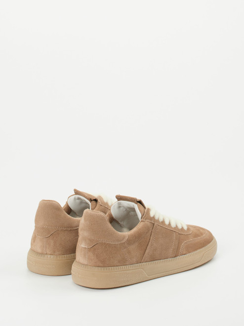 Sneaker-16613590057 Kennel & Schmenger