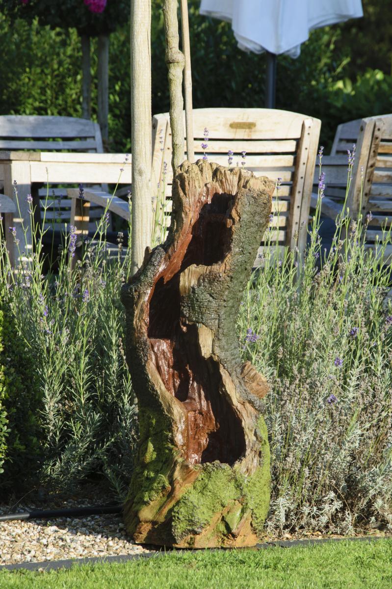 dobar Design-Gartenbrunnen im Baumstamm-Look 96310e