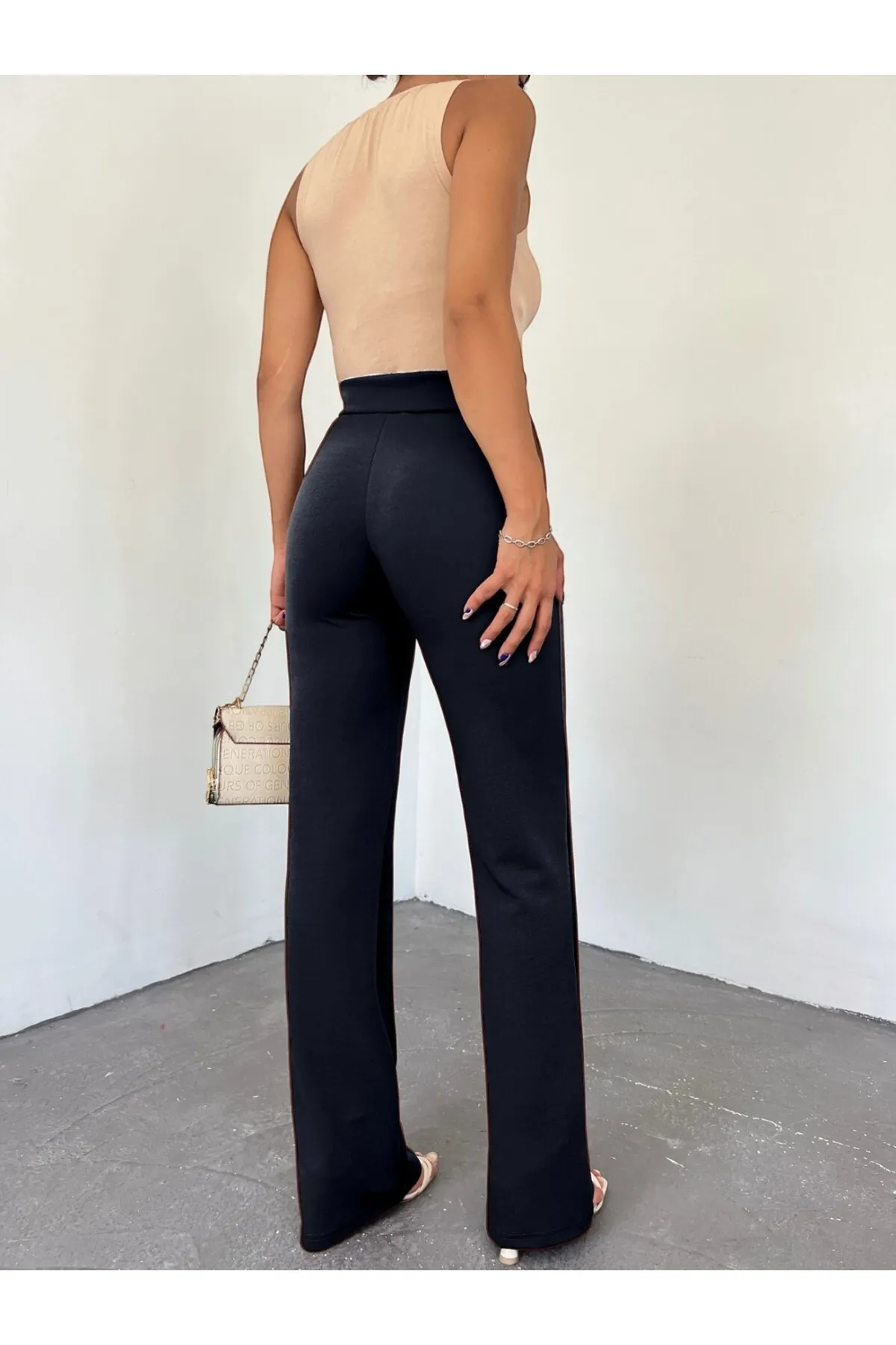 Modamorfo  Geknöpfte Lycra-Hose