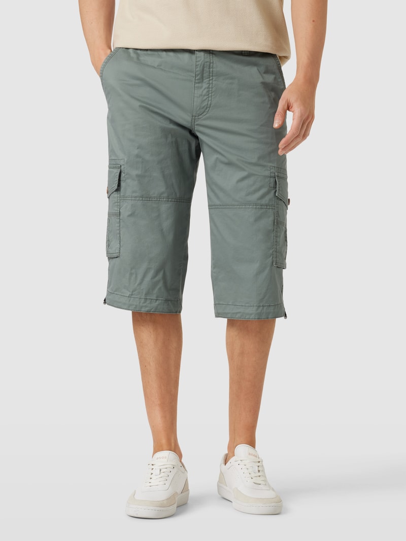 Caprihose mit Eingrifftaschen in olivgrün