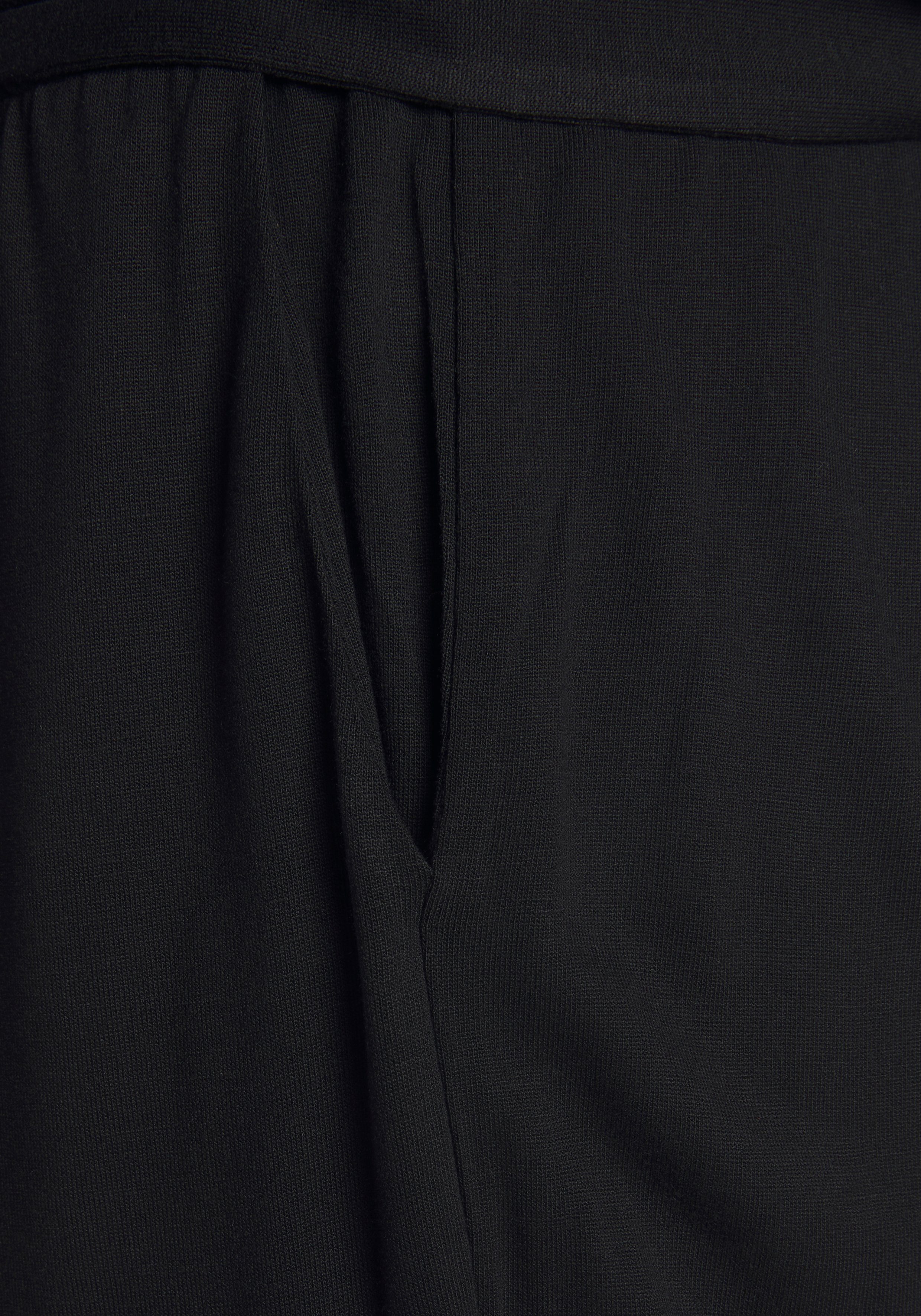 LASCANA Jumpsuit (mit Bindegürtel) mit Knopfleiste vorne