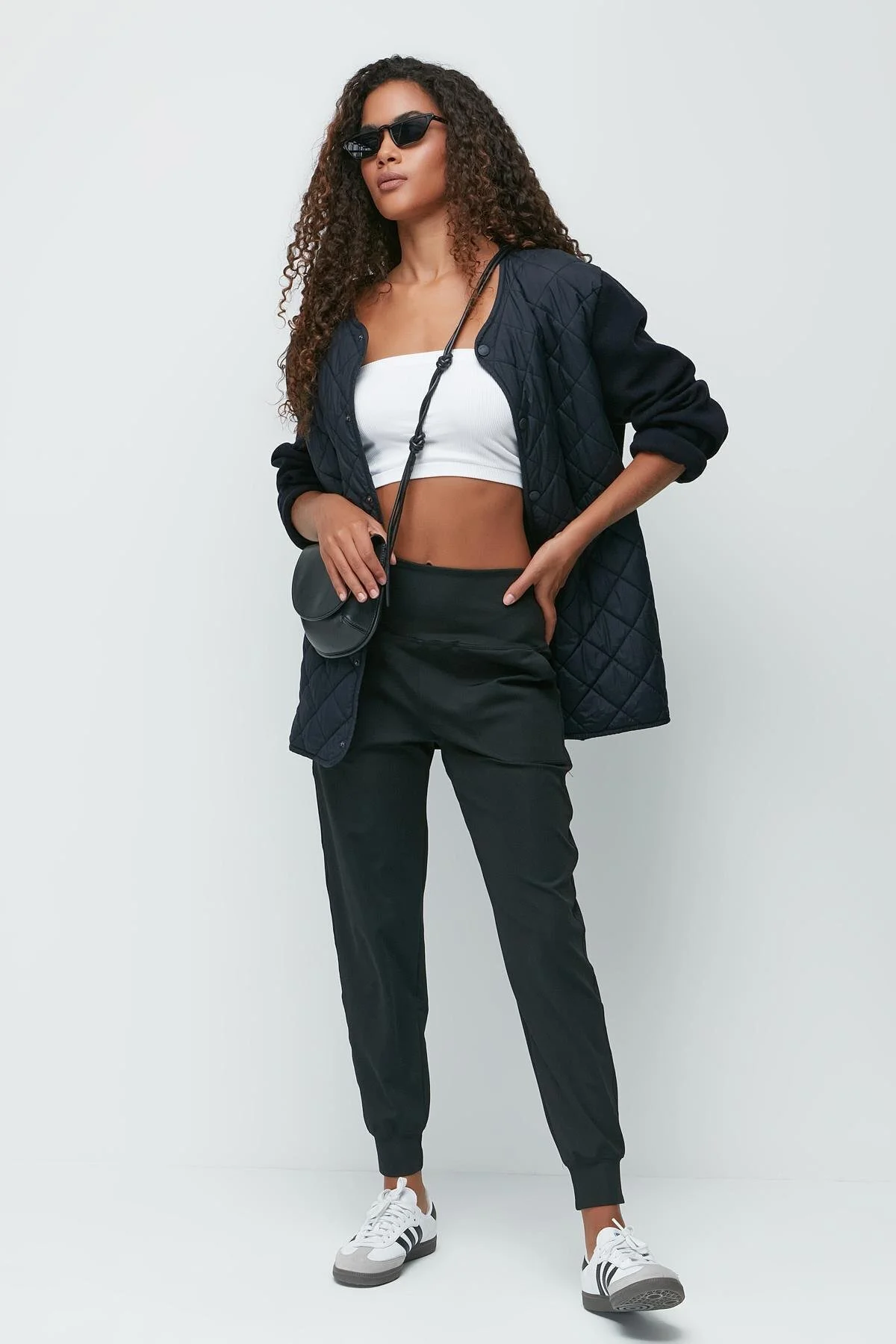 C&City  Jogginghose mit hohem Bund und Bündchen am Bein, 811 Schwarz