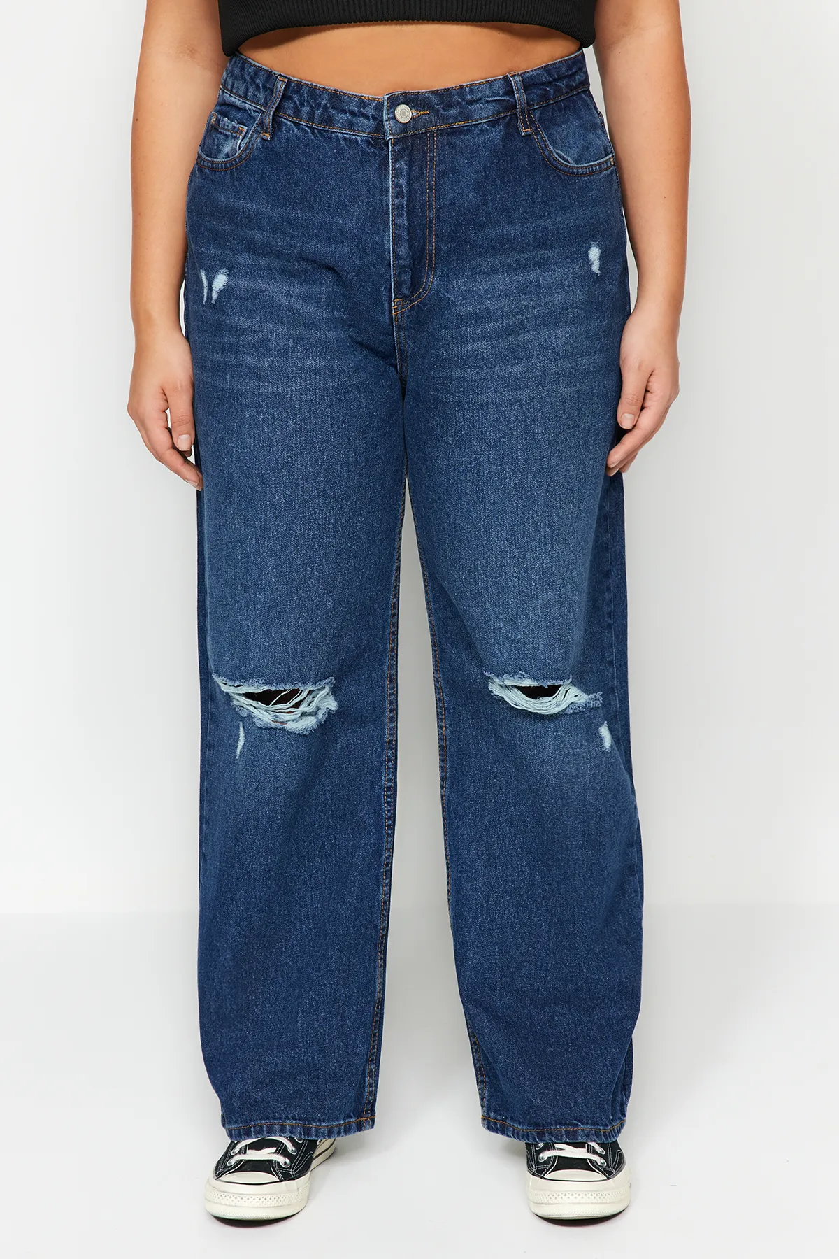 Trendyol Curve  Dunkelblaue zerrissene Jeans mit hoher Taille und weitem Bein TBSSS22JE00006