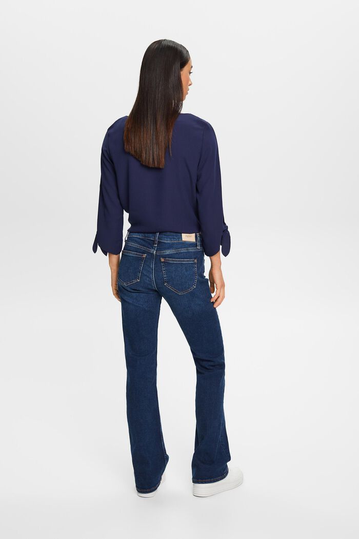 Bootcut Jeans mit mittlerer Bundhöhe