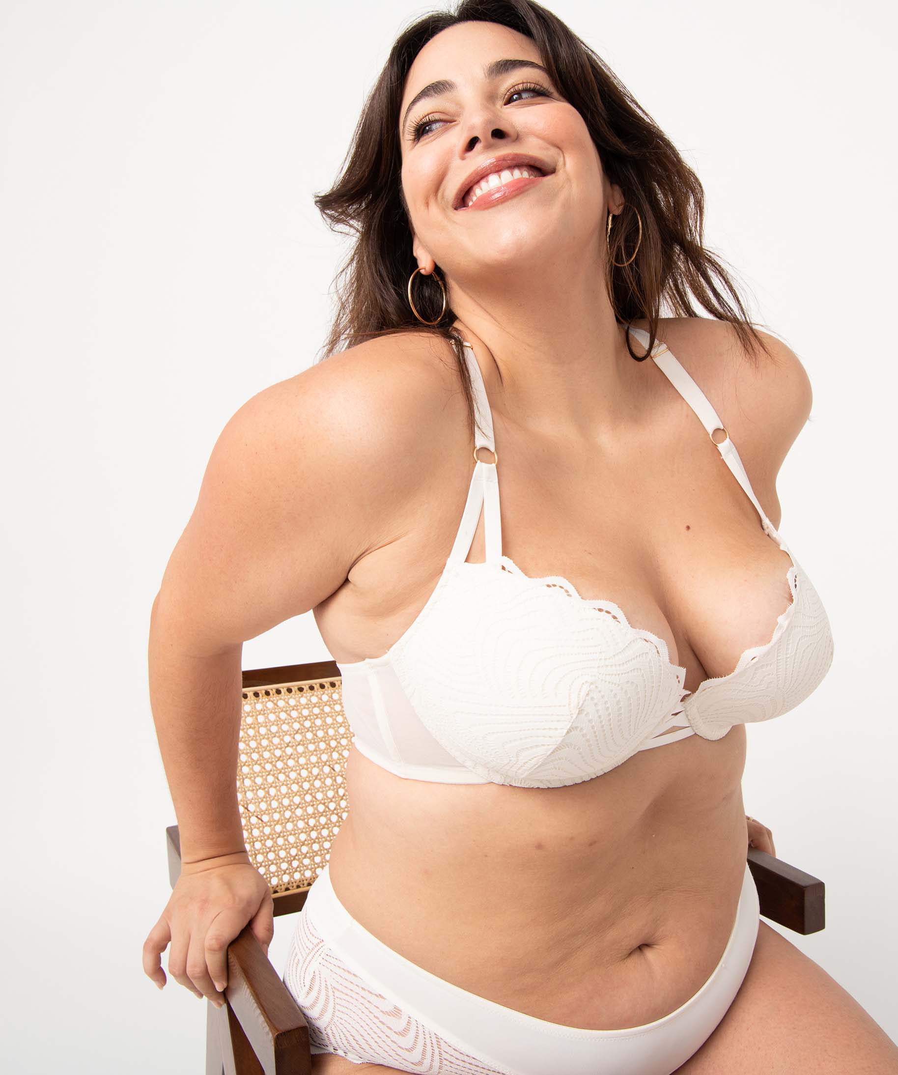 Soutien-gorge femme grande taille à bonnets moussés emboit... ecru | GEMO