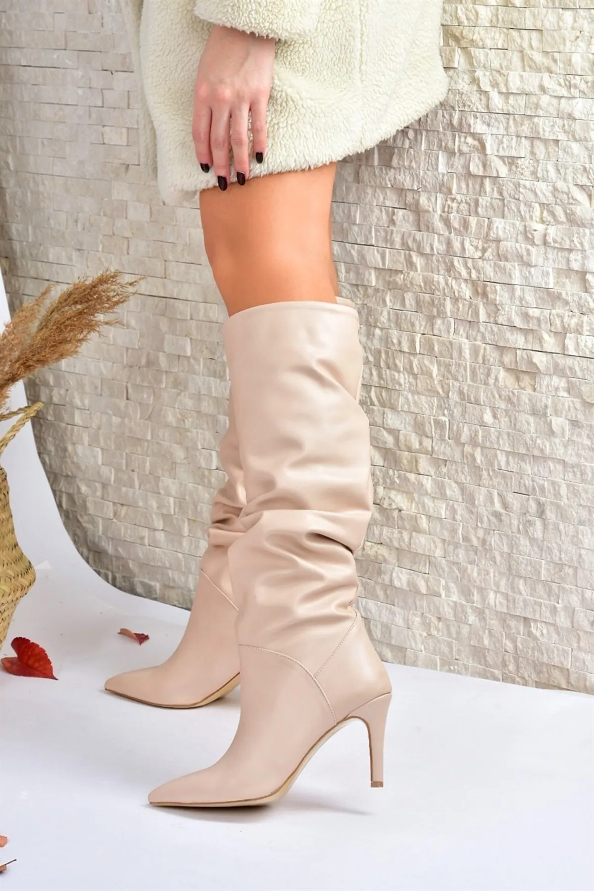 Fox Shoes  Hautdünne Damenstiefel mit Absatz L572009609