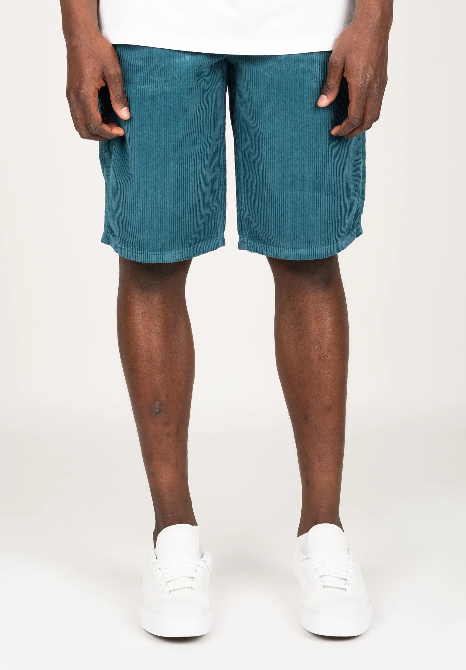 X-tra Baggy Cord Short