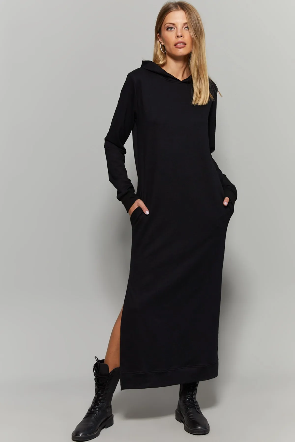Cool & Sexy  Schwarzes Damen-Maxikleid mit Schlitz und Kapuze EY1111