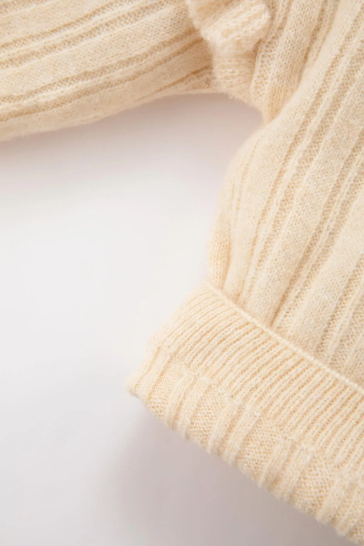 DeFacto  Baby-Mädchen-Pullover mit normaler Passform und Rundhalsausschnitt