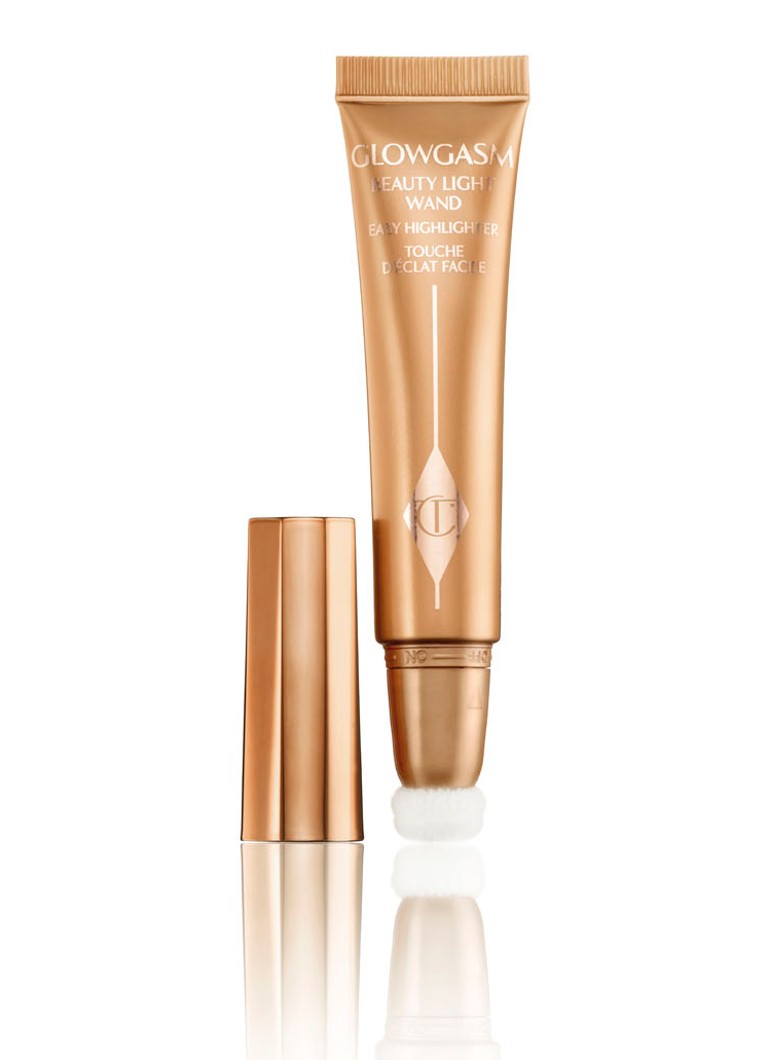 Charlotte Tilbury Glowgasm Beauty Light Wand - nestemäinen korostuspuuteri