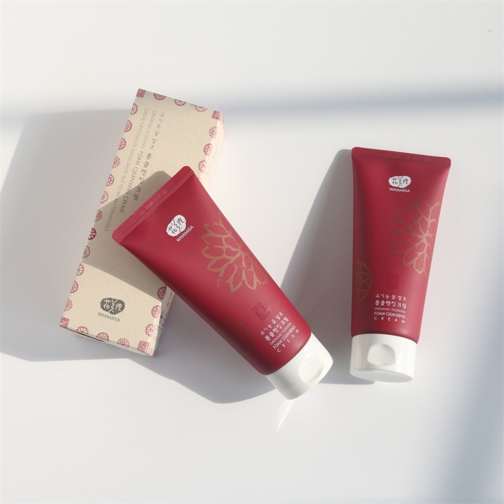 WHAMISA Organic Flowers Foam Cleansing Cream Créme nettoyante