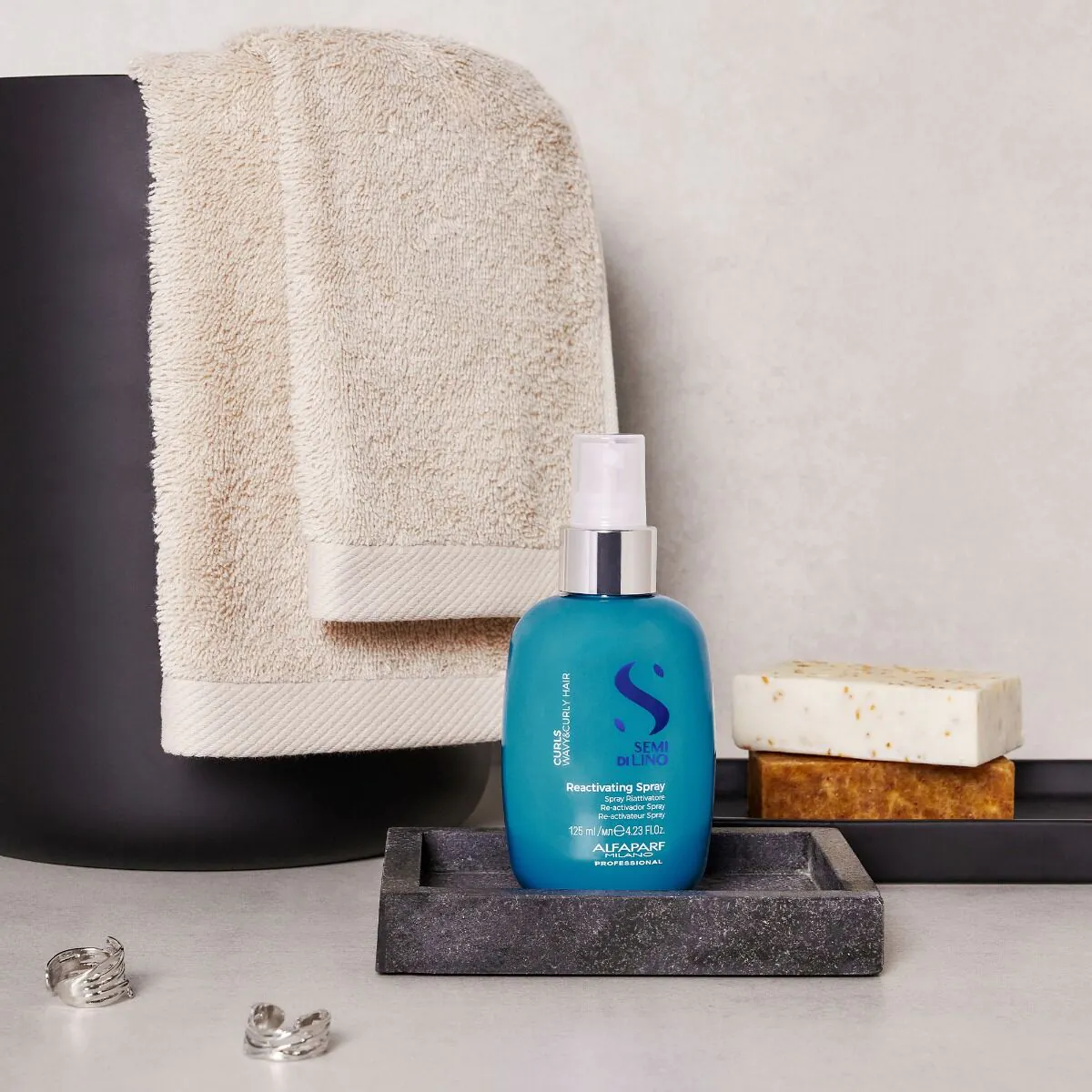 Αντιδραστικό σπρέι Alfaparf Milano Semi Di Lino Curls