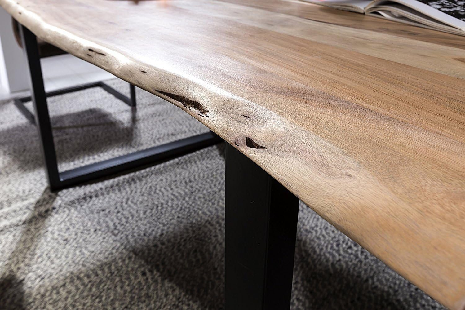 SAM® Essgruppe Quentus, Akazienholz, naturfarben, Baumkante, Metallgestell und 6 Stühle