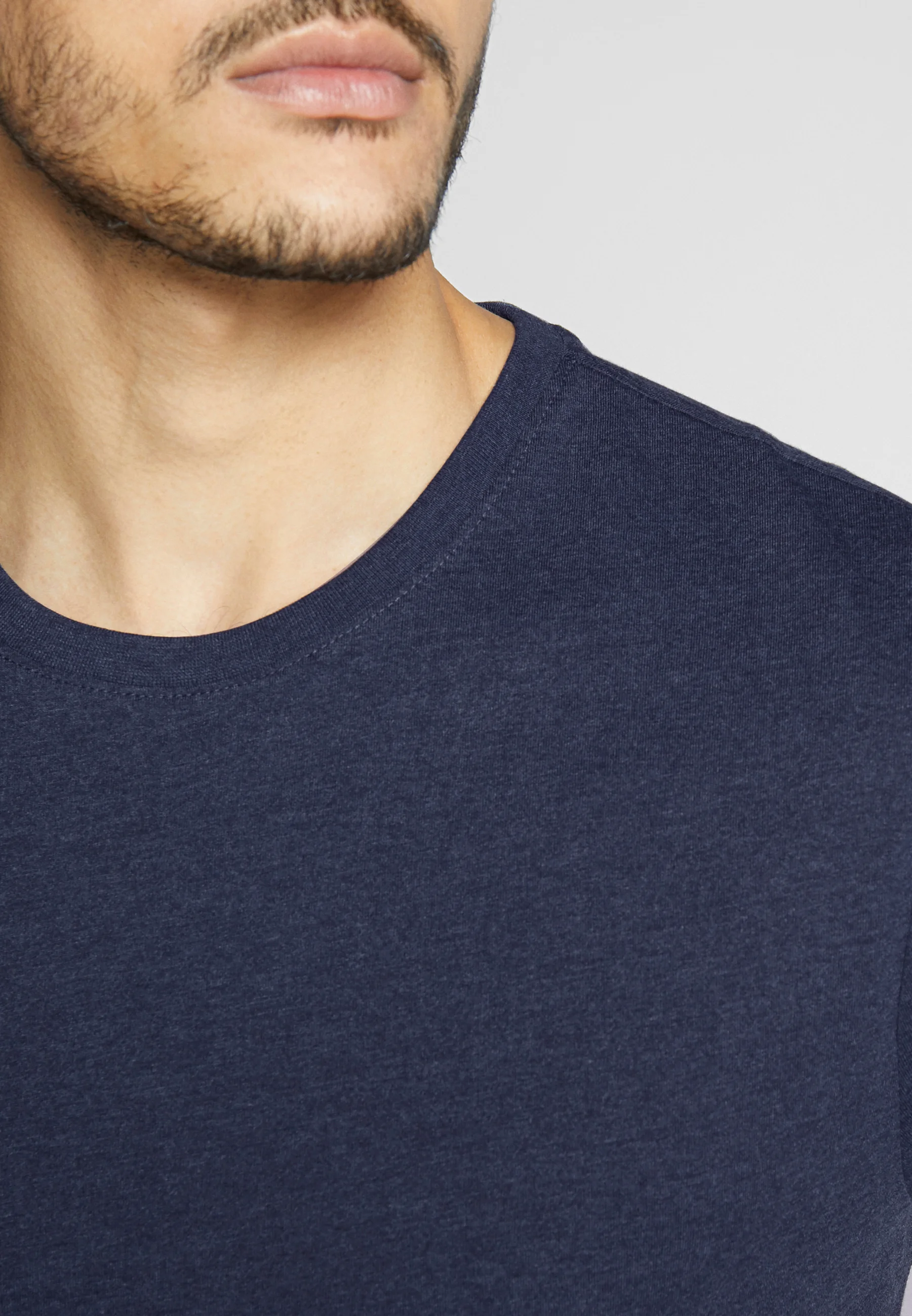 Pier One 4 PACK - Camiseta básica