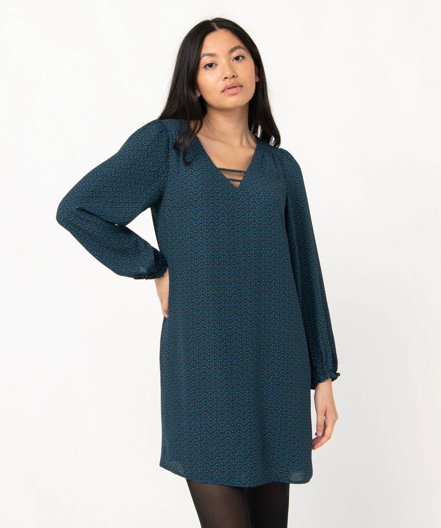 Robe droite imprimée à manches longues et col V fantaisie ... imprime | GEMO