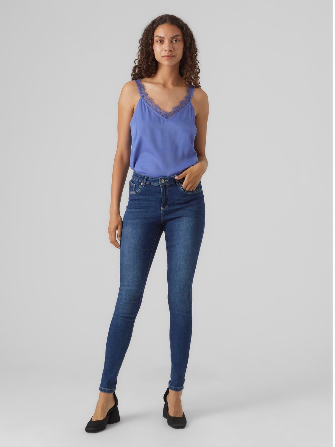 VMTANYA Mid Rise Skinny Fit Jeans