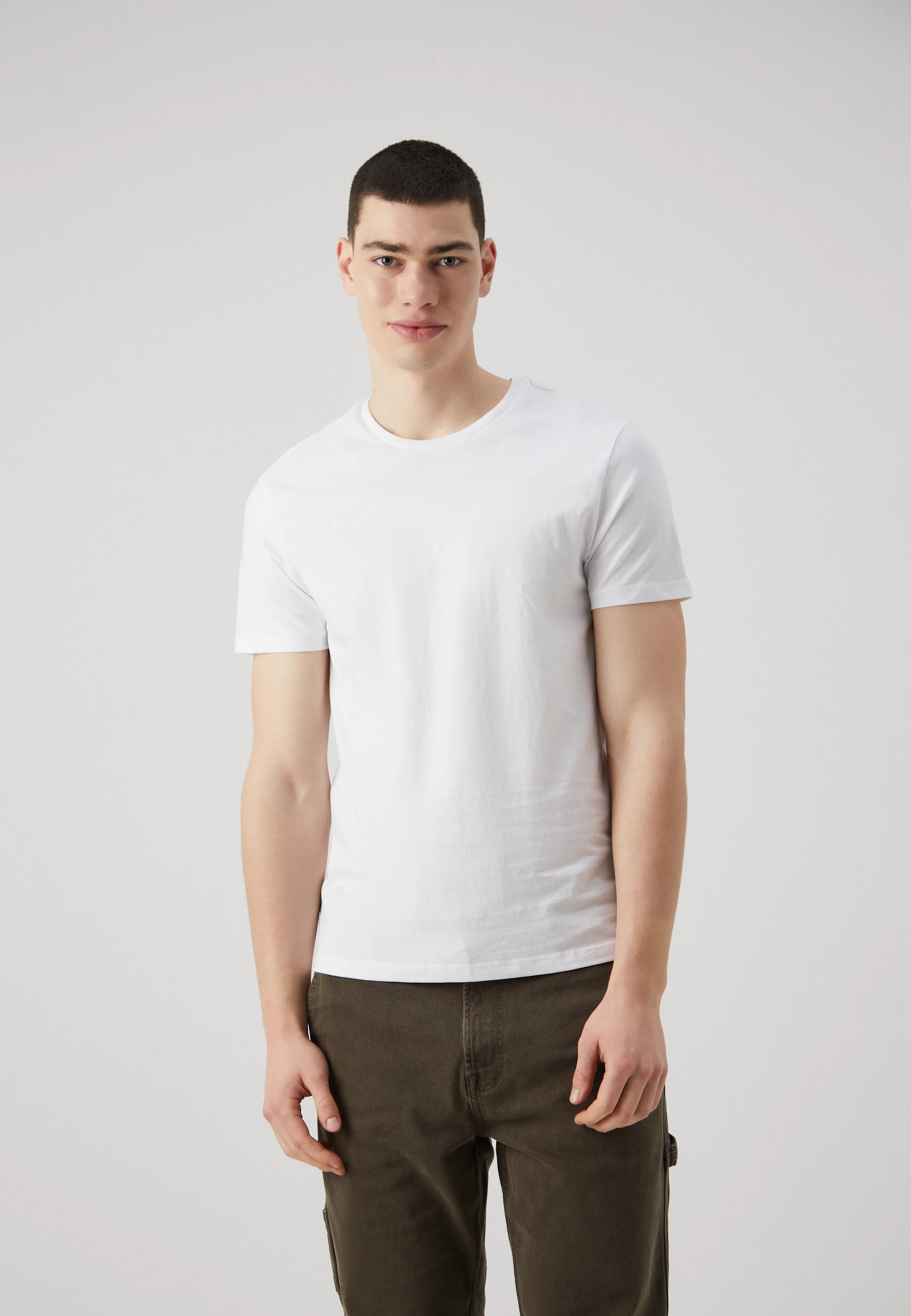Pier One 3 PACK - Camiseta básica