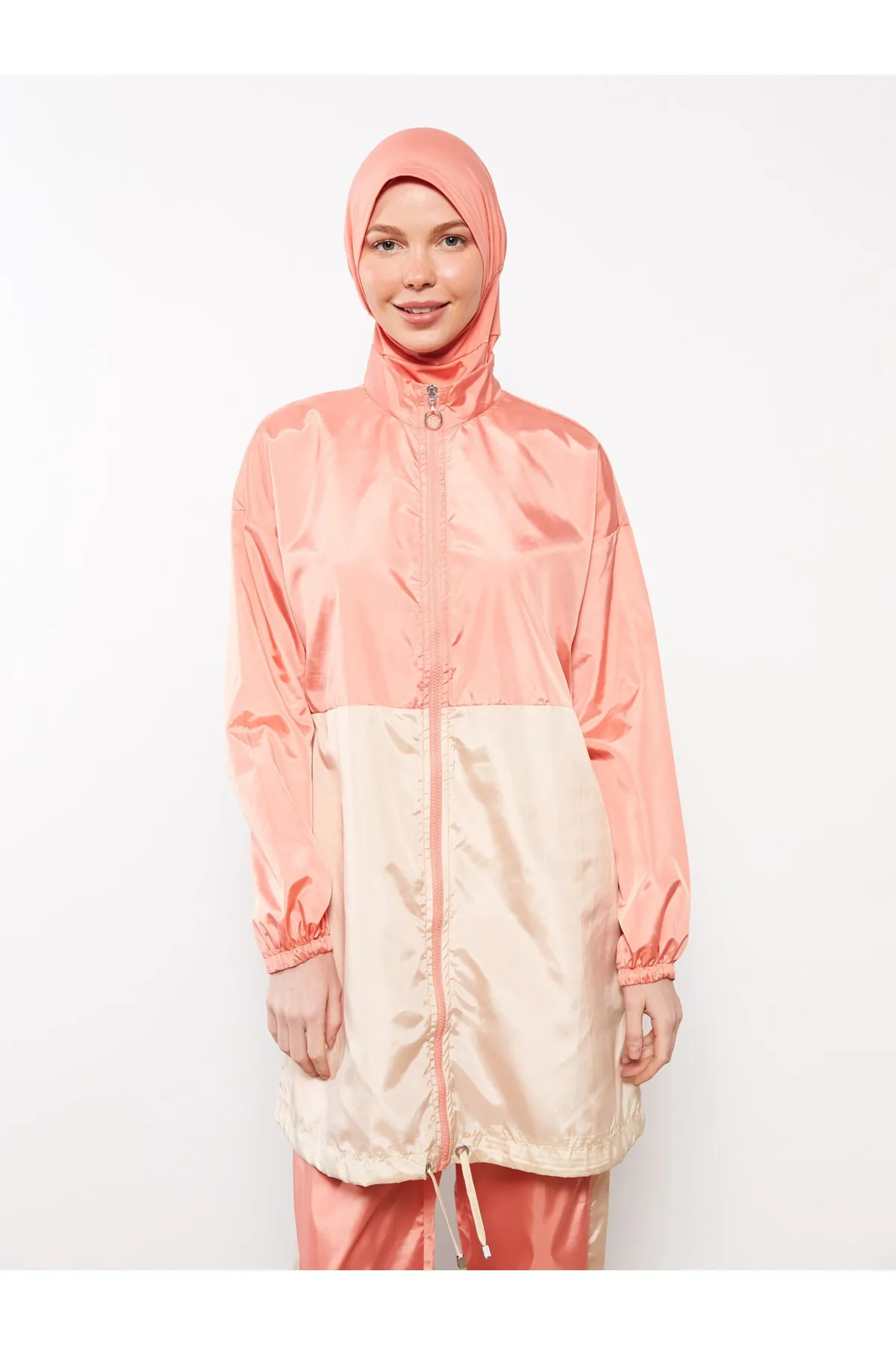 LC Waikiki  Hijab-Badeanzug-Set für Damen mit hohem Kragen und Farbblockierung und langen Ärmeln