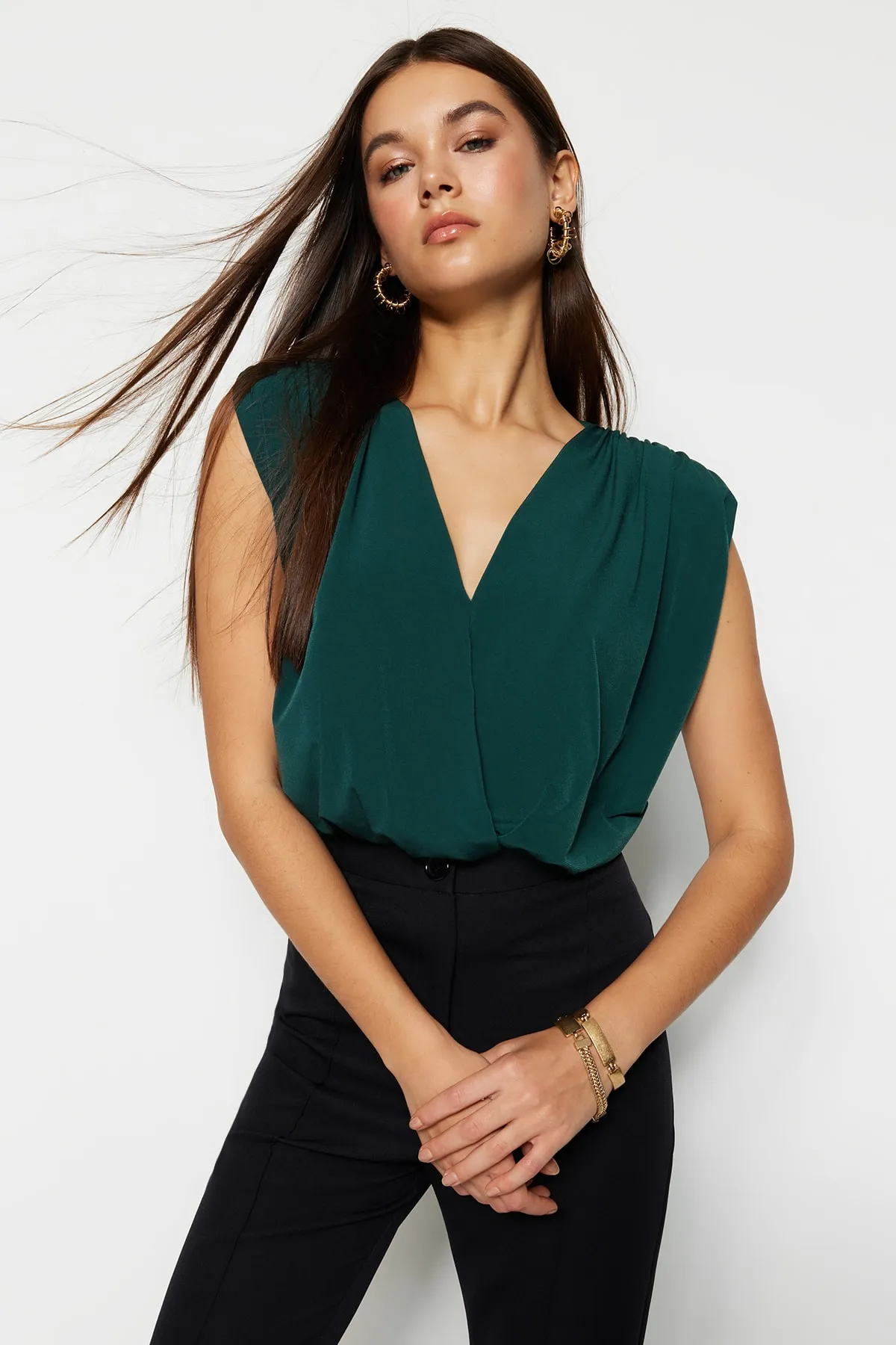 Trendyol Collection  Smaragdgrüner, gepolsterter, zweireihiger Kragen, flexibler Strickbody mit Druckknöpfen TWOSS23BD00007