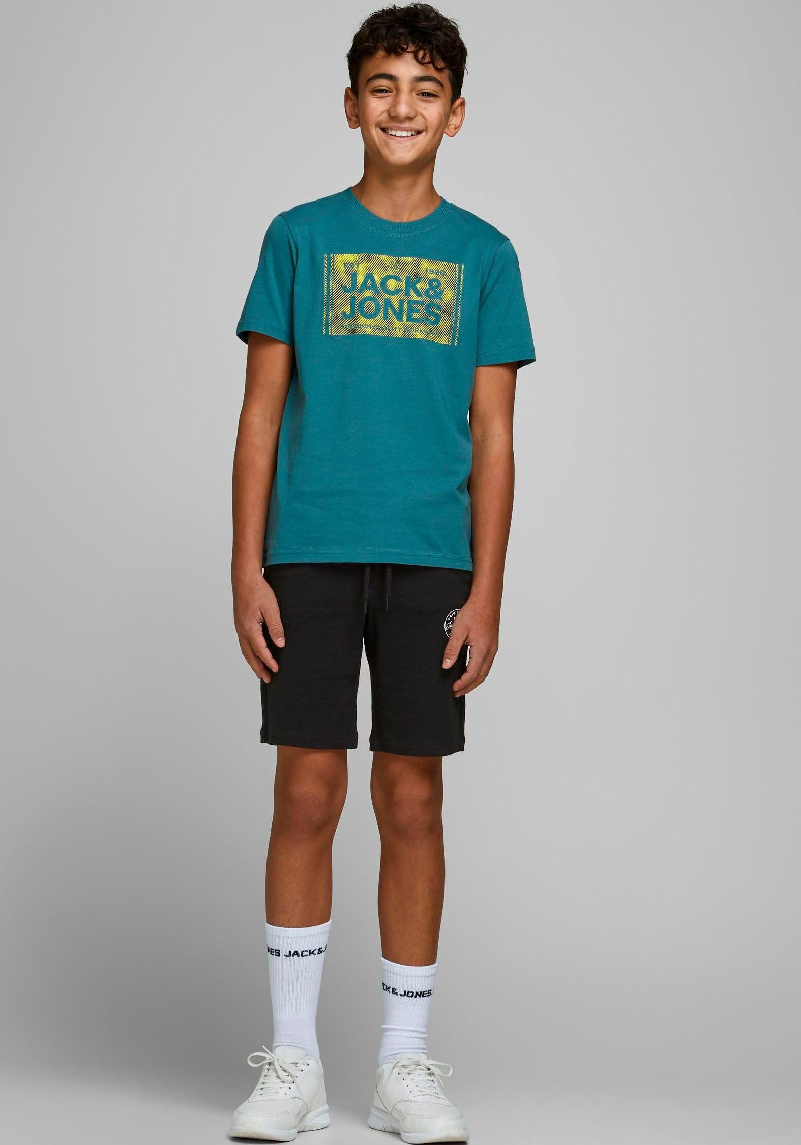 Jack & Jones Junior Sweatbermudas mit kleinem Druck