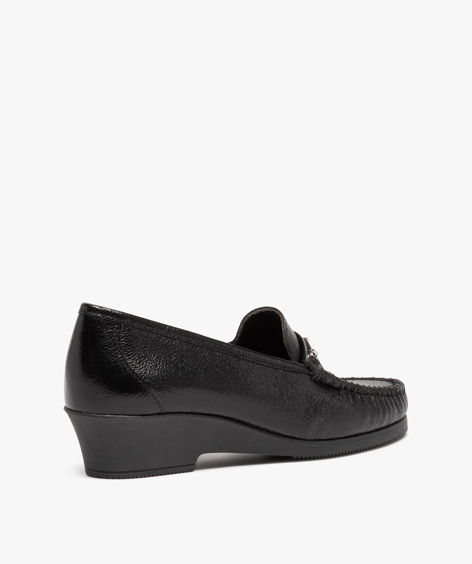Mocassin confort avec dessus en cuir et bijou métallique femme noir | GEMO