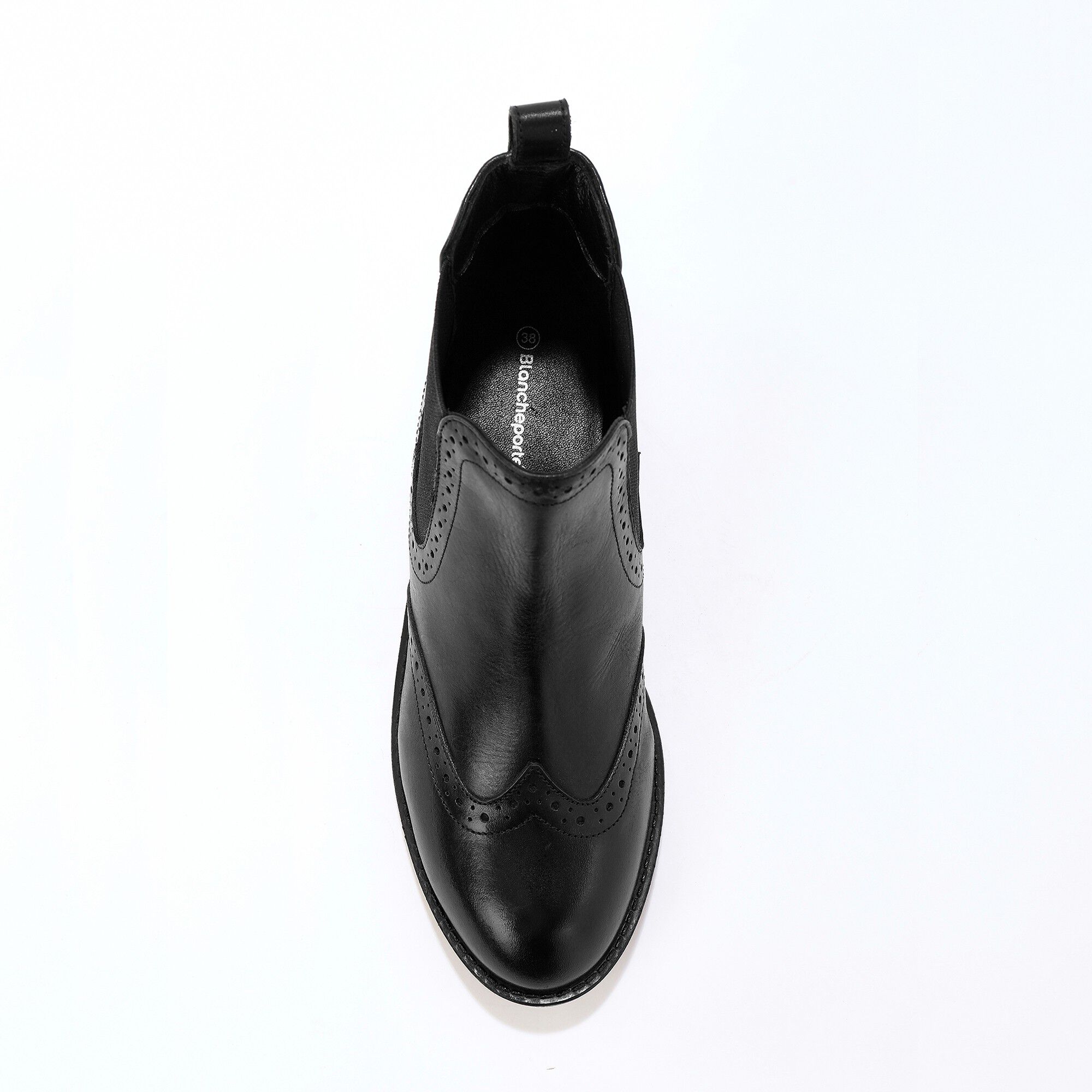 Boots perforées en cuir