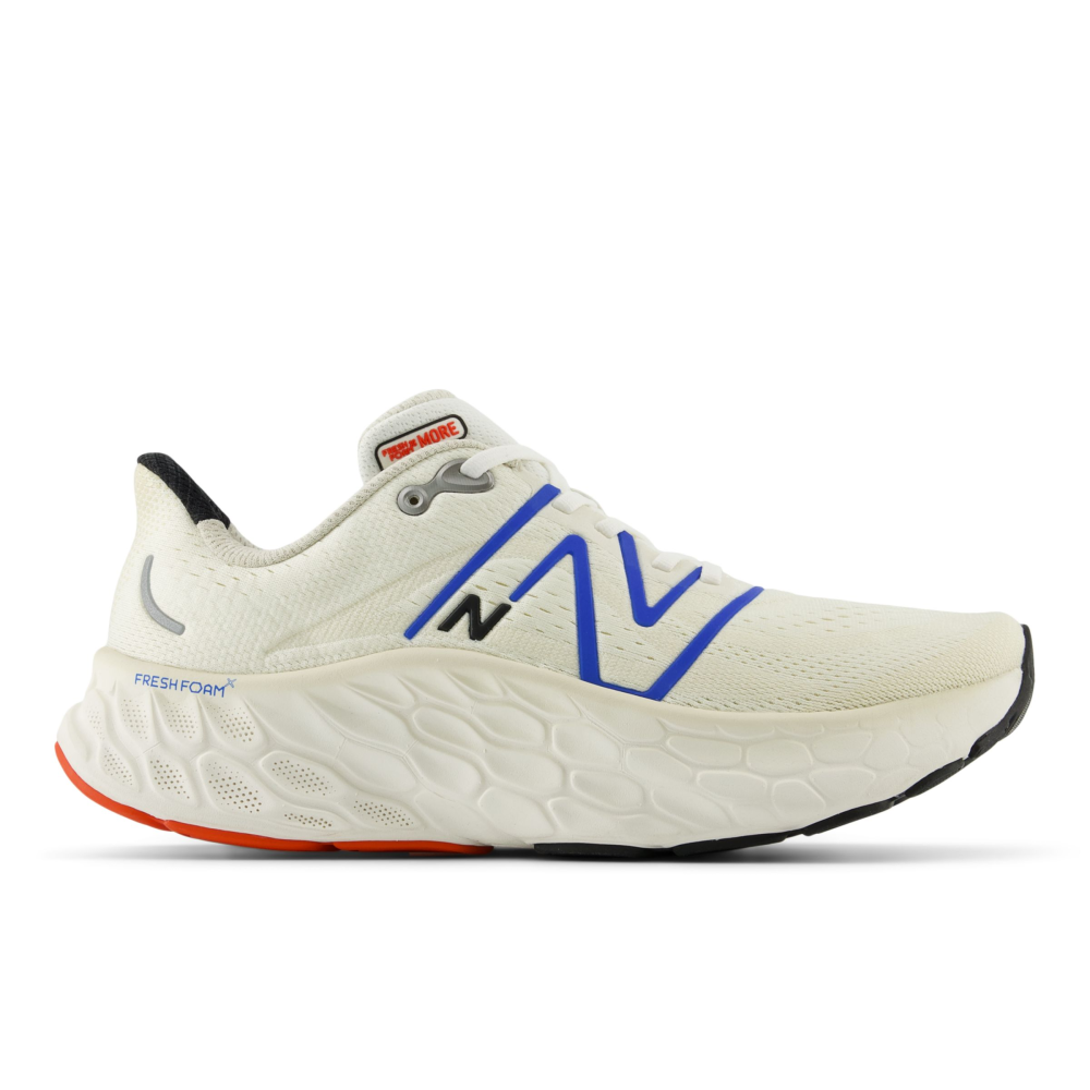 New Balance Fresh Foam X More v4 MMORCE4 / weiss