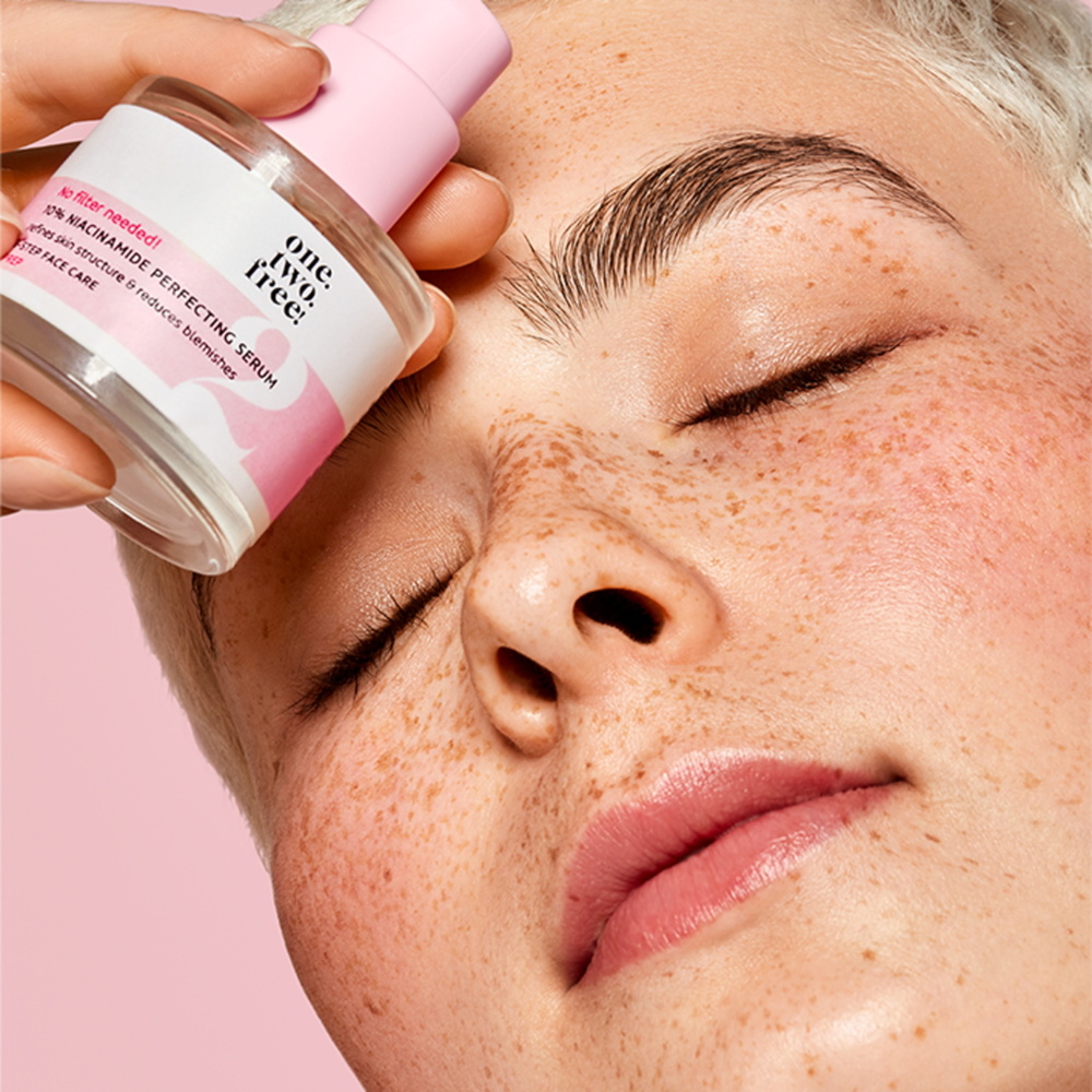 one.two.free! 10% Niacinamide Perfecting Serum Sérum Perfecteur 10% Niacinamide