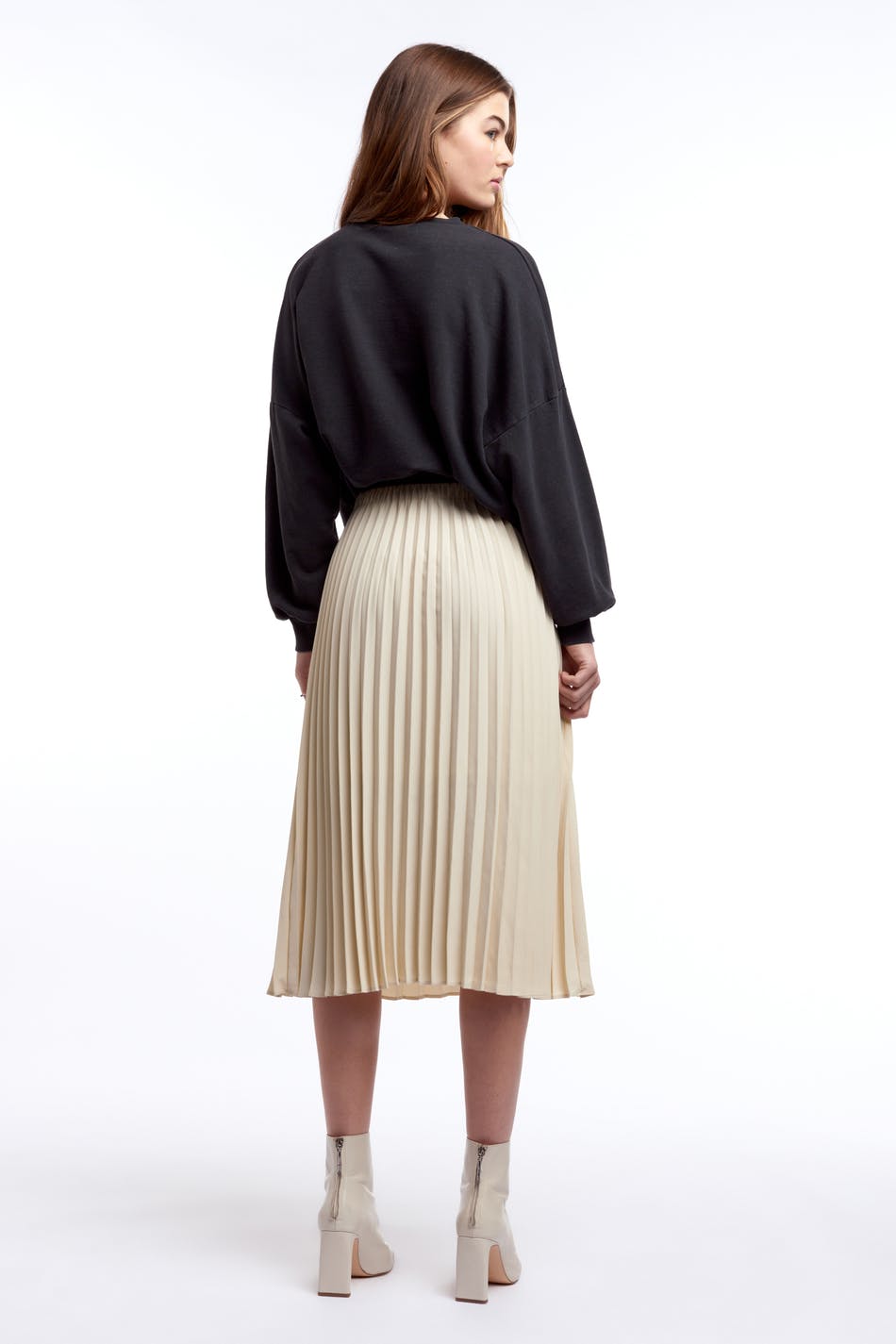 Sarina pleated skirt