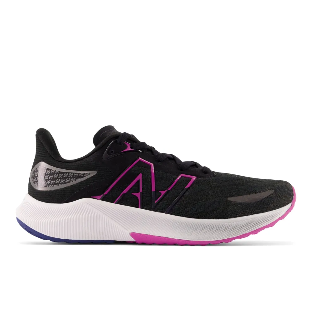 New Balance FuelCell Propel V3 WFCPRCD3 / schwarz