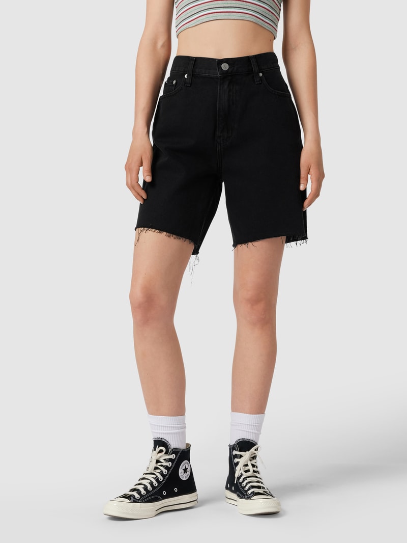High Waist Jeansshorts aus Baumwolle in schwarz