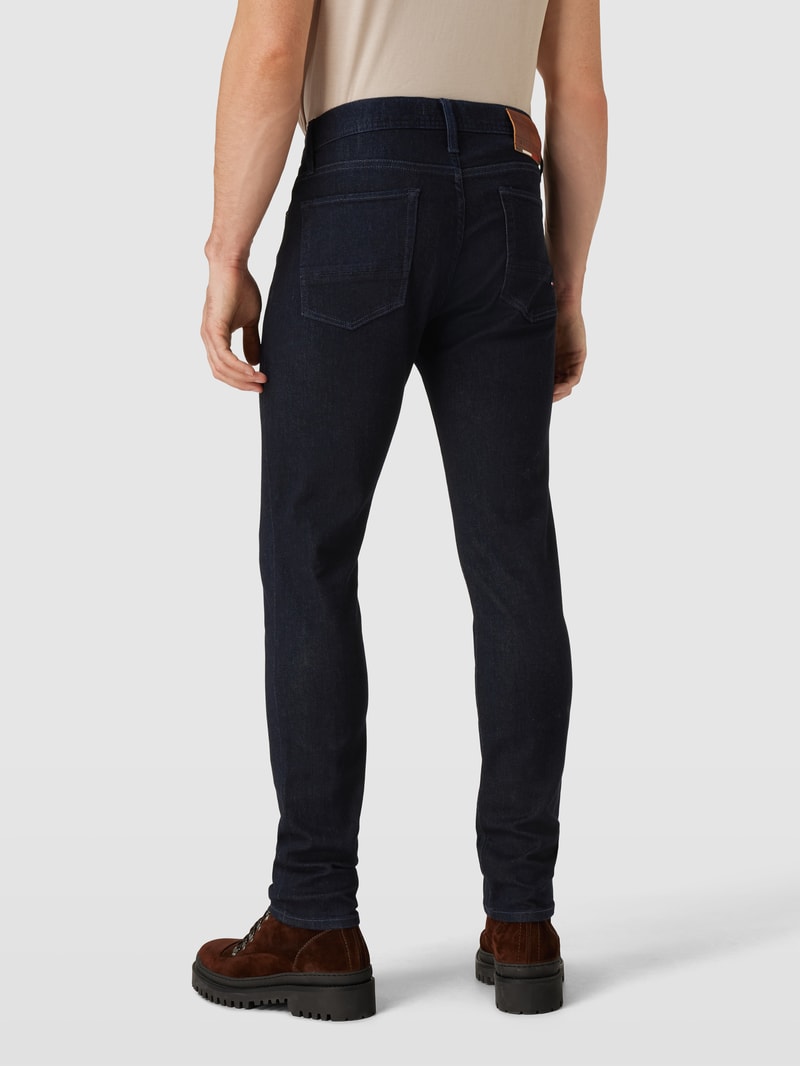 Slim Fit Jeans mit Label-Detail Modell 'BLEECKER' in dunkelblau