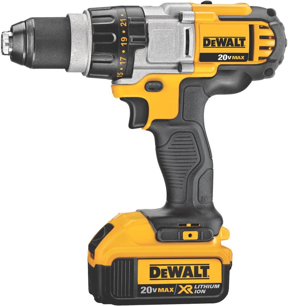 Furadeira/Parafusadeira DEWALT 20V MAX de 3 Velocidades, Kit Premium 4.0 AH (DCD980M2)