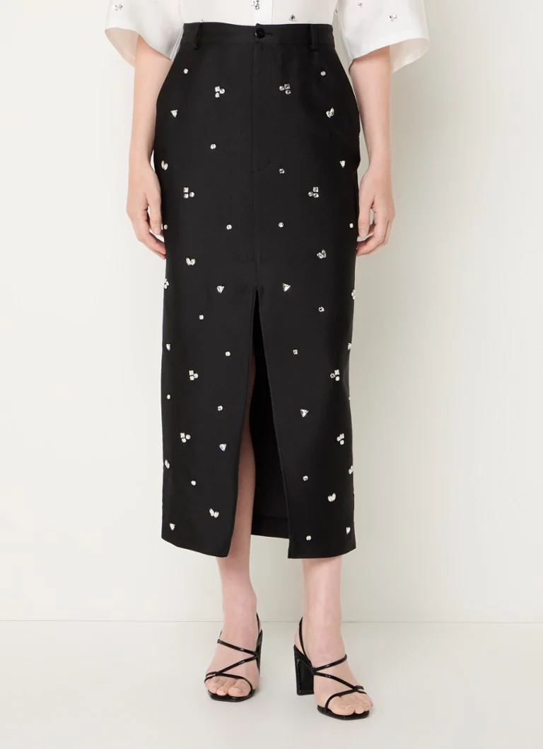 Gonna midi Sandro in misto seta, impreziosita da strass e con spacco.