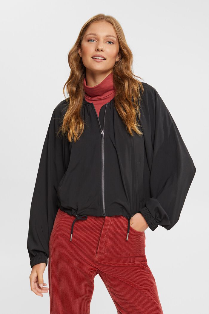 Leichte Jacke im Bomber-Style