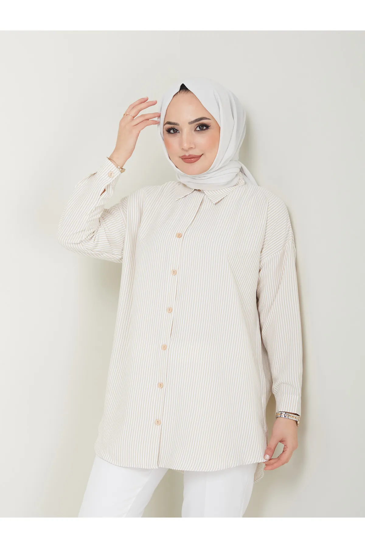 VOLT CLOTHİNG  Gestreiftes Hijab-Shirt für Damen