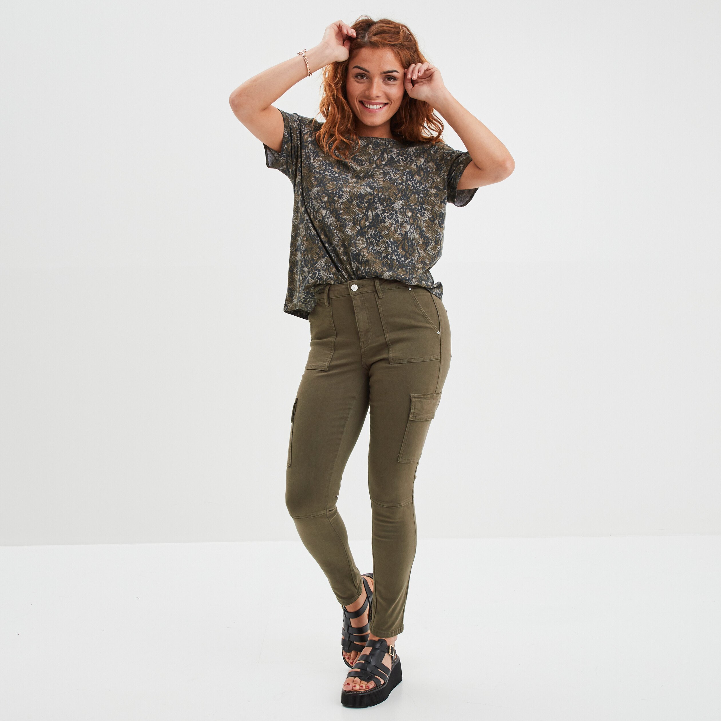 T-shirt oversize dos long Liberto vert kaki femme | La Halle