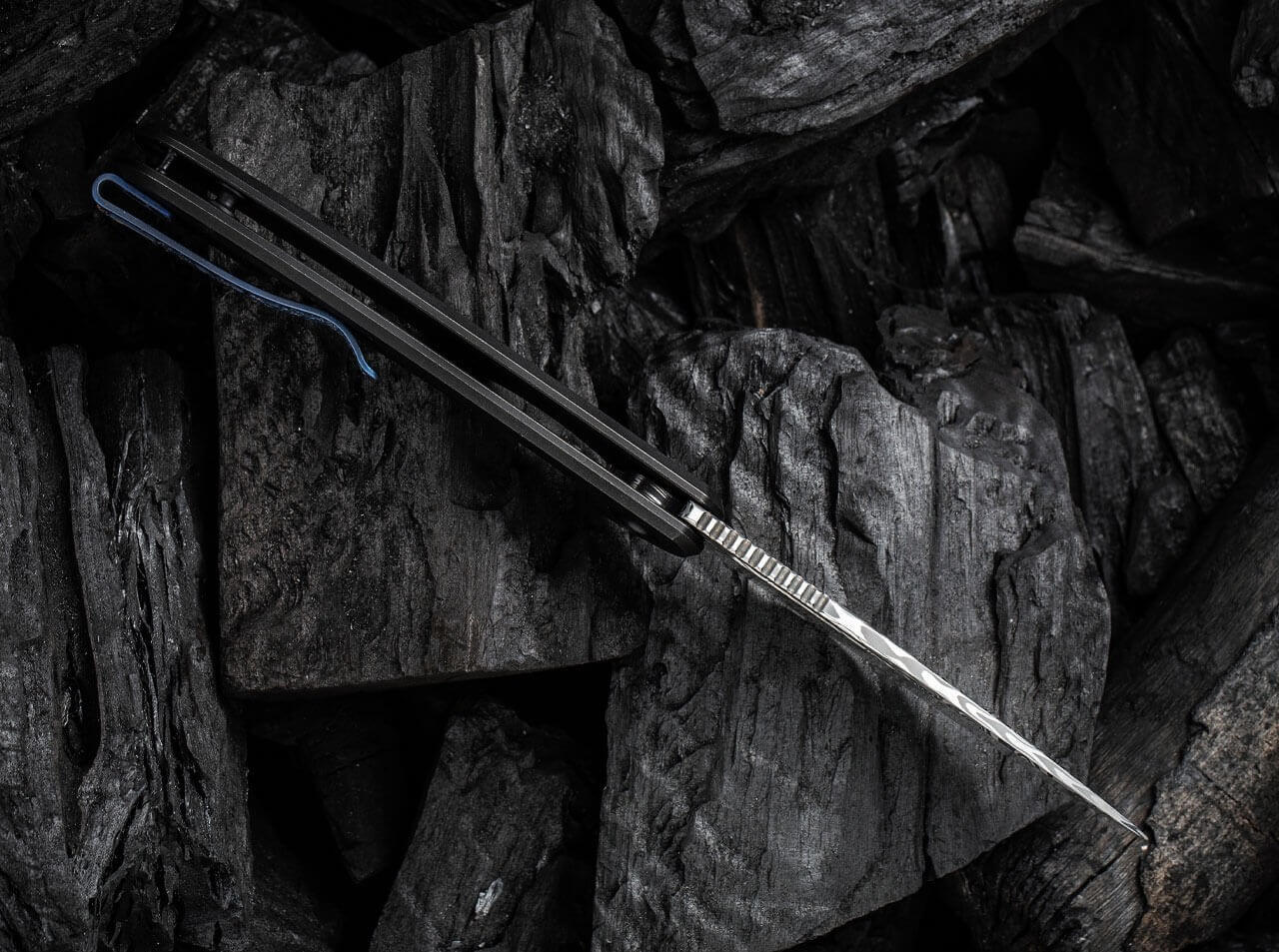 Beacon Damascus Titanium Black