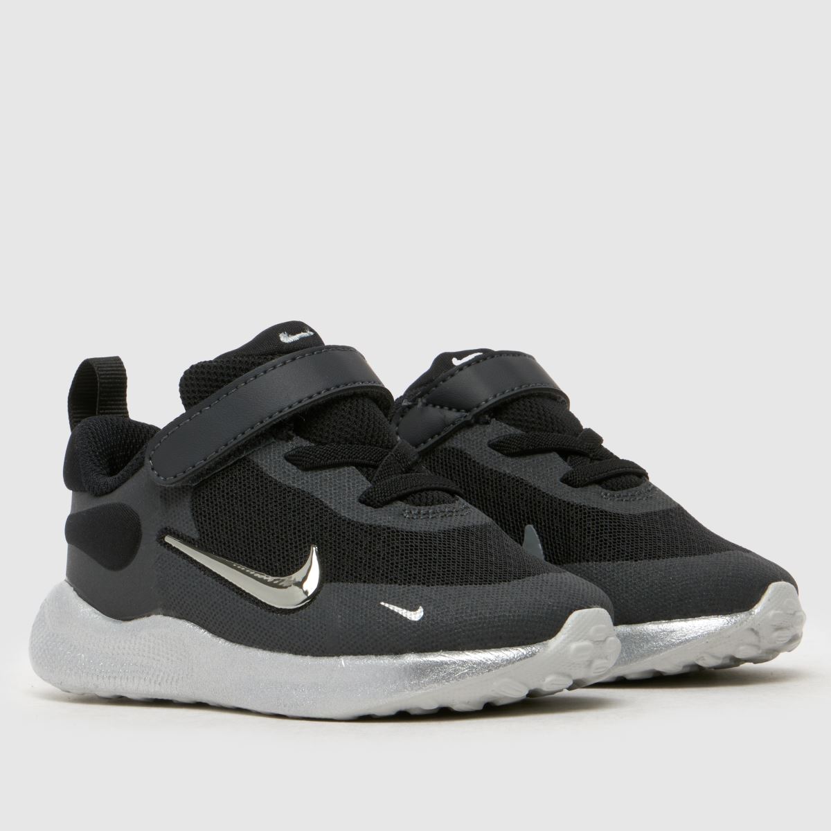 Nike svarta multi revolution 7 se flickor småbarnsskor